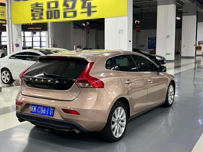 沃尔沃v40汽车之家／沃尔沃v40的价格 新款