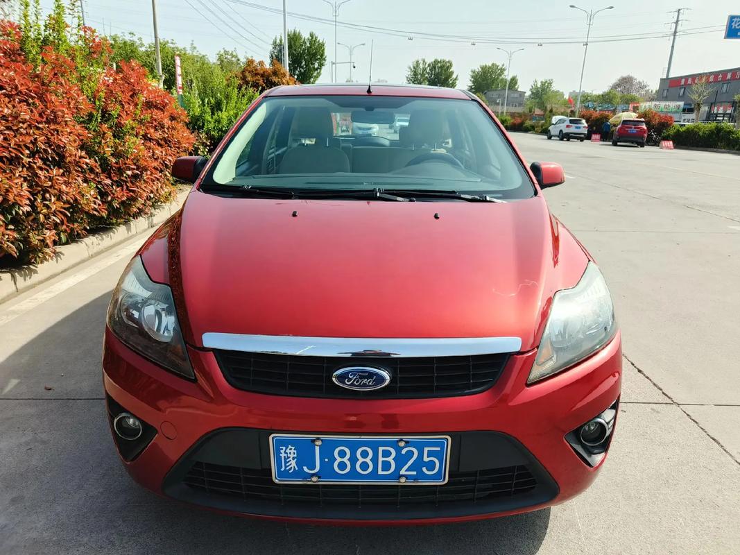 09款福克斯两厢图片,09款福特福克斯两厢版怎么样