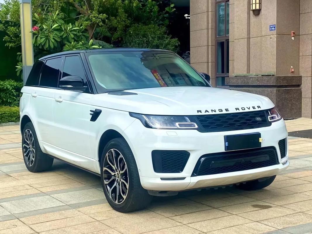 【路虎揽胜运动版2021款图片,路虎揽胜运动版2021款汽车之家】