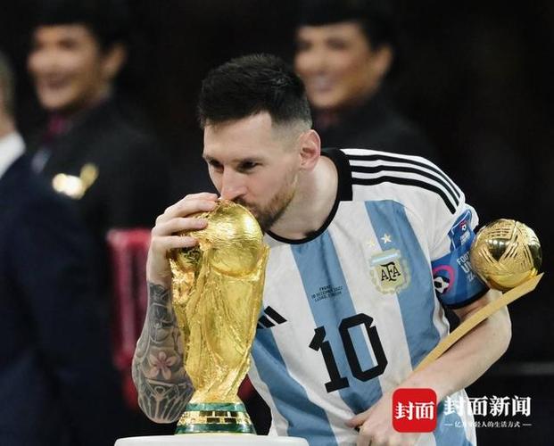 卡塔尔梅西,梅西卡签