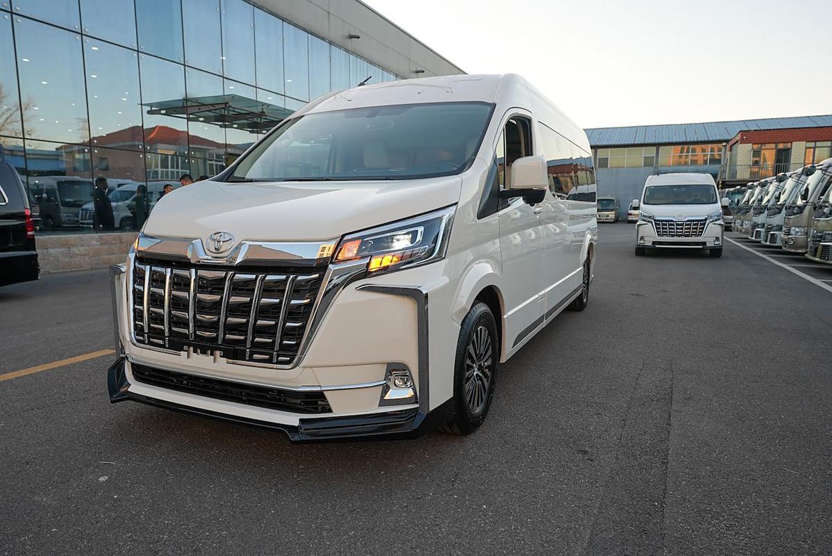 【进口丰田商务车七座,进口丰田汽车七座商务车多少种】