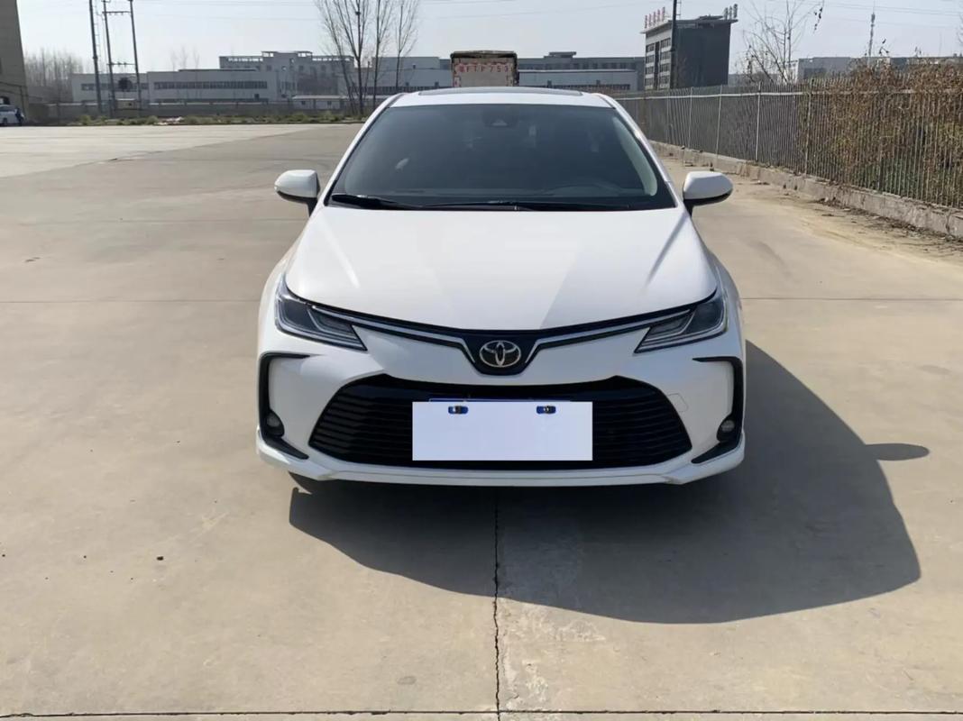 丰田卡罗拉图片报价(丰田卡罗拉2021款报价图片)