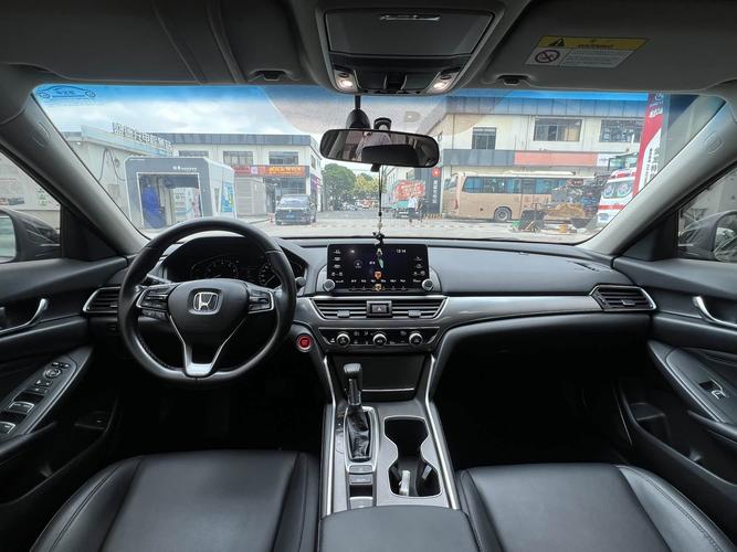 【雅阁2020款参数配置,雅阁2020款参数配置详解】