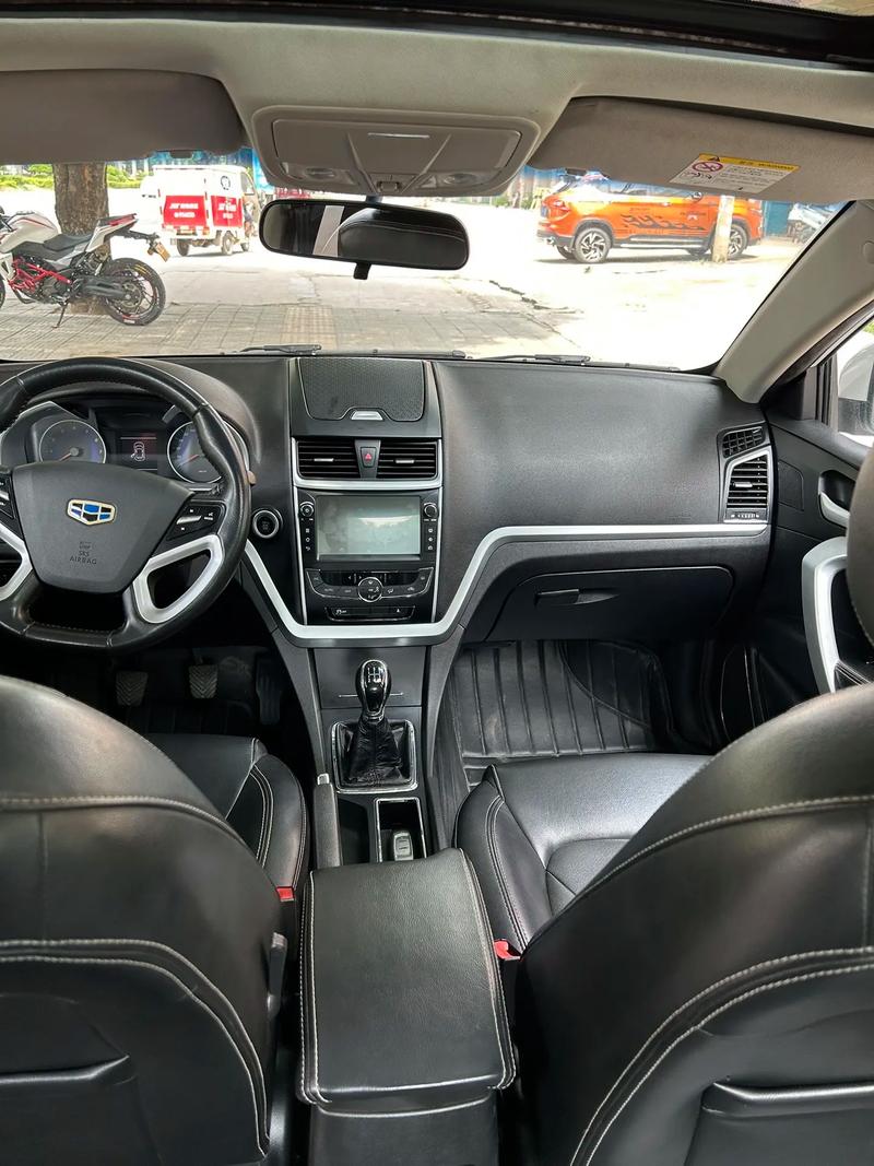 【吉利帝豪2015款手动向上版,2016款帝豪手动向上版】