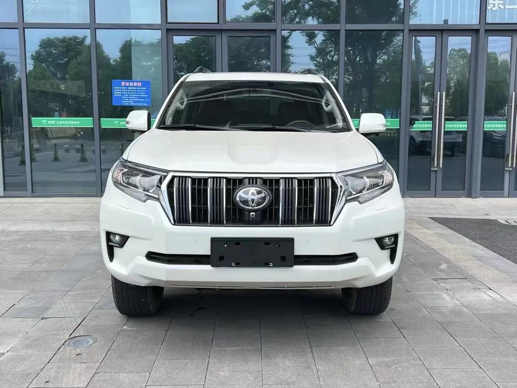 26万丰田小霸道2019款／丰田小霸道价位是多少