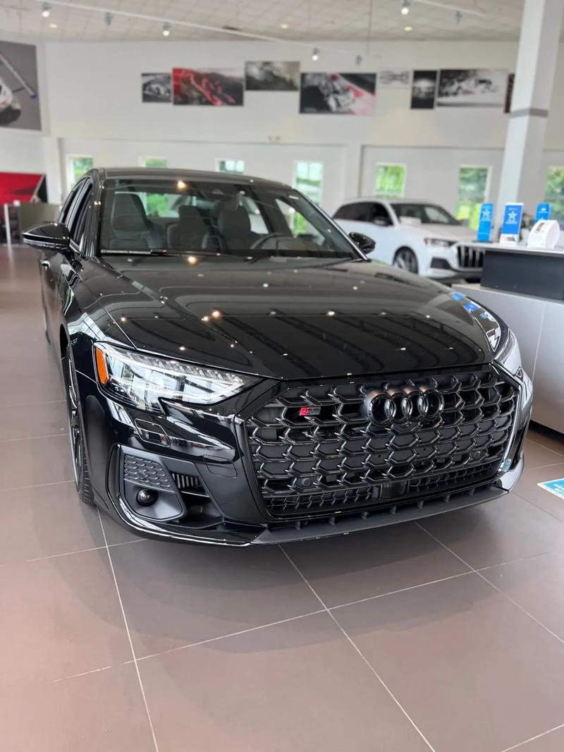 【2017款奥迪s8报价及图片,奥迪s8报价2016款】